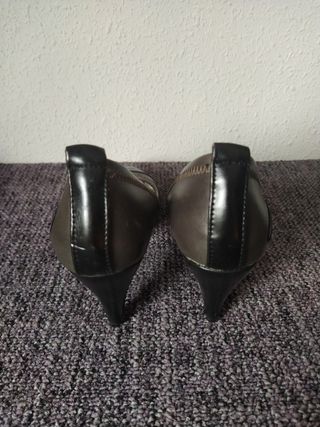 Zapatos mujer tacón fiesta lentejuelas negros.N°38