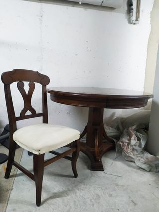 Mesa de comedor extensible y juego de sillas