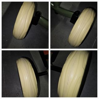 Coche de pedales evolutivo  Berg.