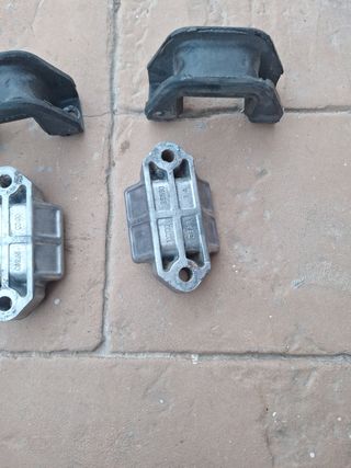 Soporte ballesta seat 600
