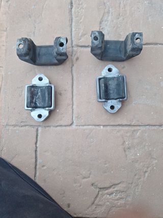Soporte ballesta seat 600
