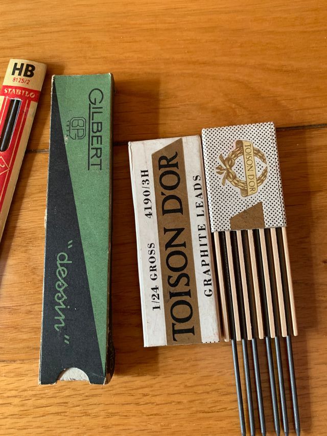 Lapiceros, minas, gomas y varios. antiguos, 