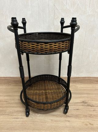 Botellero forja y mimbre con ruedas
