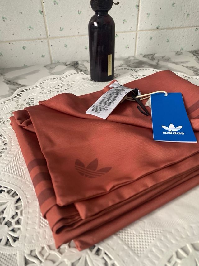 Bufanda Adidas