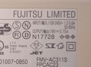 Fujitsu Cargador ordenador portátil