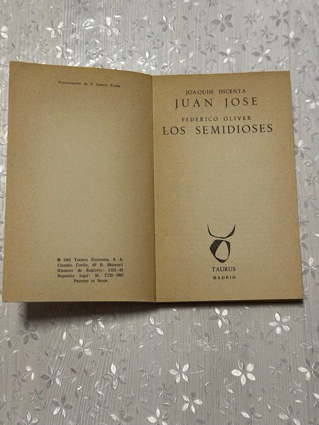 JUAN JOSE LOS SEMIDIOSES