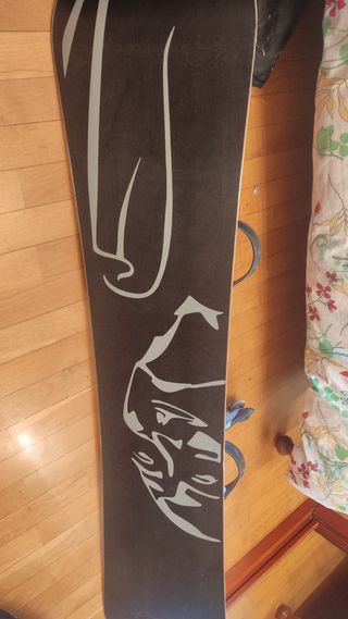 Equipo tabla snowboard