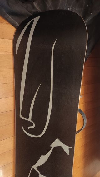 Equipo tabla snowboard