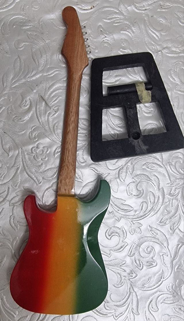 Guitarra Bob Marley