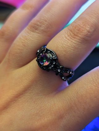 Anillo Vintage Negro con Circonitas