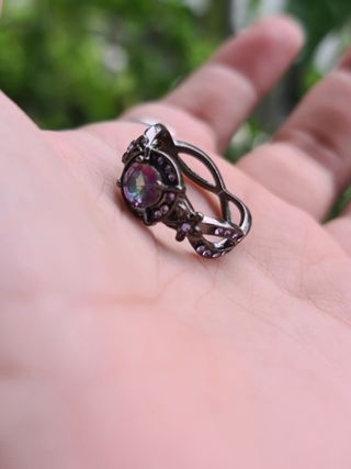 Anillo Vintage Negro con Circonitas