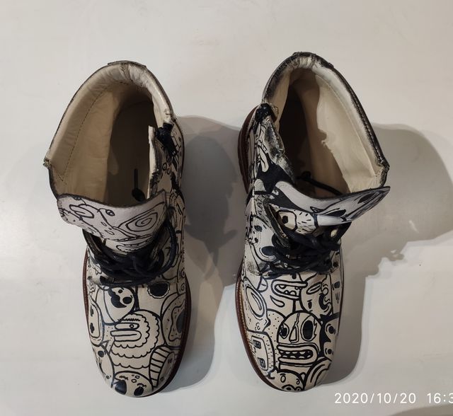 STIVALI DA UOMO, STIVALI IN PELLE, STIVALI VERNICIATI.