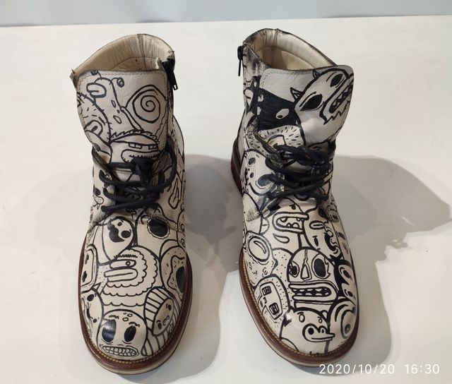 STIVALI DA UOMO, STIVALI IN PELLE, STIVALI VERNICIATI.