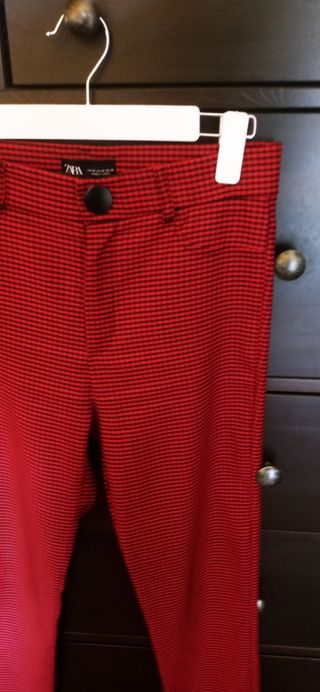Pantalón cuadros de Zara