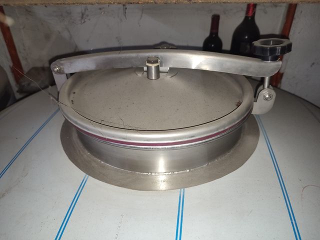 DEPOSITO VINO 550 LITROS