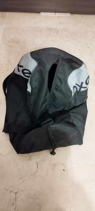 JUEGO DE PATINES CON ACCESORIOS