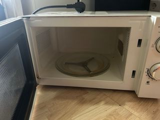 Combo: Horno elect Moulinex + microondas Orbegozo