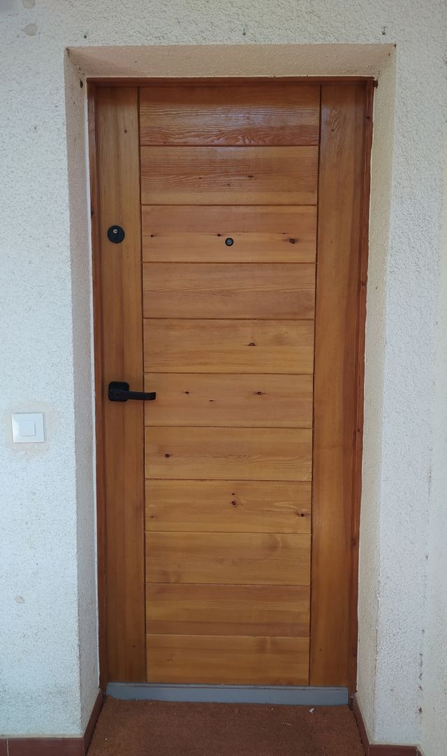 Puerta de entrada, para exterior