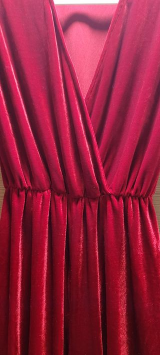 Mono Rojo Terciopelo Rojo