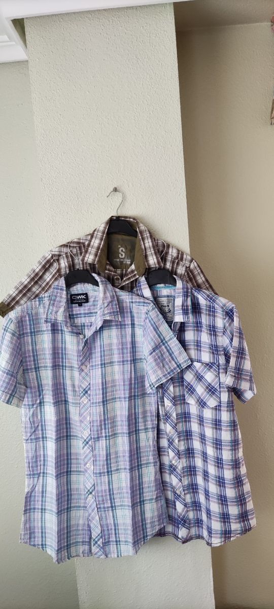 Lote de 3 camisas con manga corta