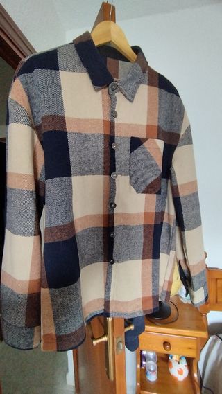 SE VENDE camisa cuadros