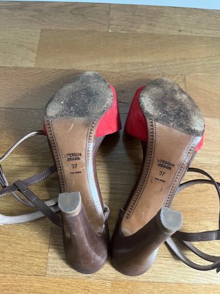 Sandalias ante y piel. T37. Uterqüe