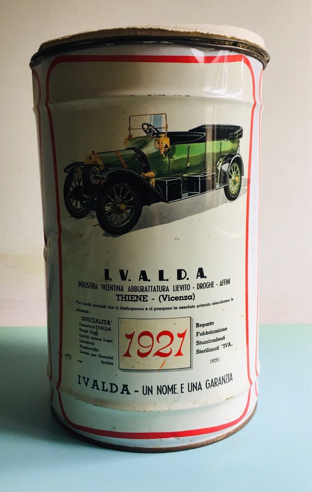 Sgabello contenitore latta vintage ‘70