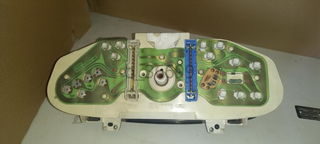 Cuadro de instrumentos Ford Fiesta IV - V  b_36699