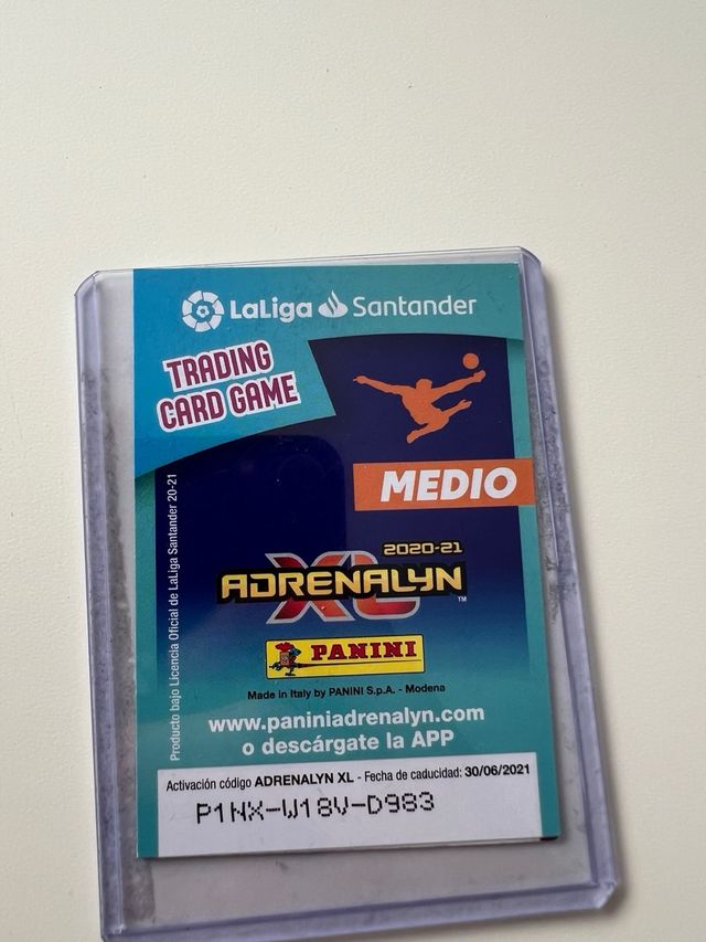 Cromo de courtois firmado 20 21