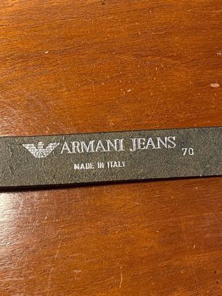 Cinturón de mujer. Armani