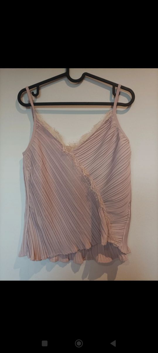 Blusa de tirantes rosa