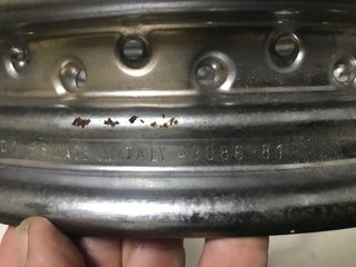 Harley Davidson Aro llanta 16 por 3 de segunda man