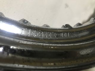 Harley Davidson Aro llanta 16 por 3 de segunda man