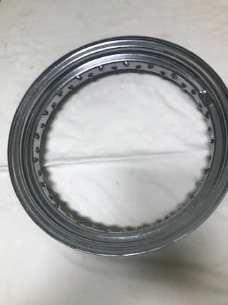 Harley Davidson Aro llanta 16 por 3 de segunda man
