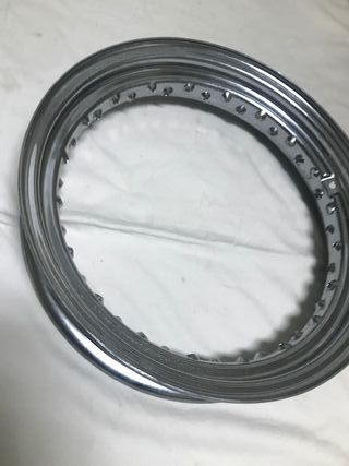 Harley Davidson Aro llanta 16 por 3 de segunda man