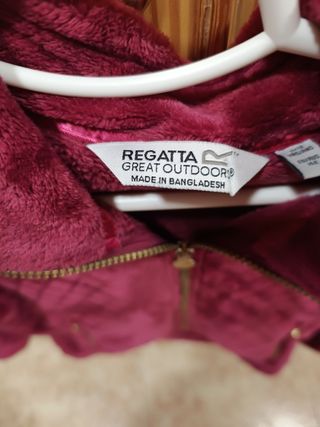 Chaqueta niña de buena calidad no hace bolas 