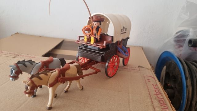 Playmobil carreta del oeste