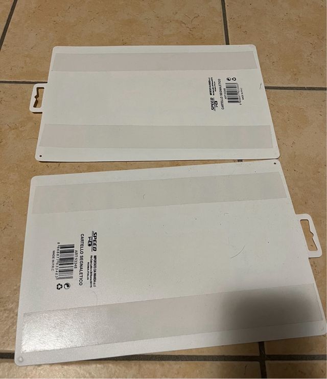 Cartelli per annunci immobiliari/autoveicoli