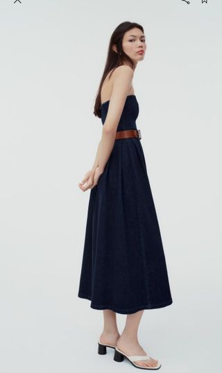 Vestido vaquero midi palabra honor. ZARA