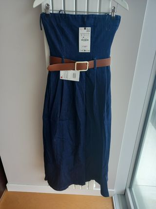 Vestido vaquero midi palabra honor. ZARA