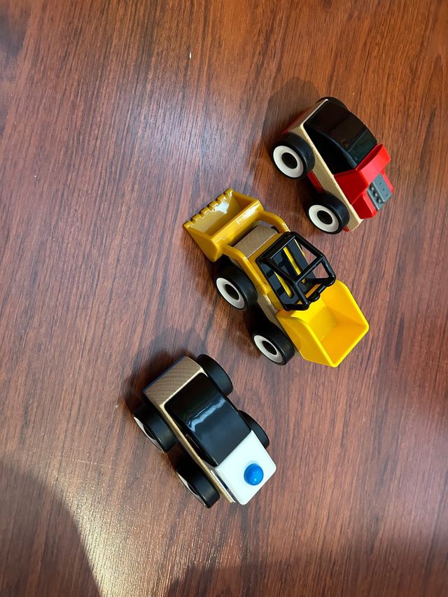 Coches juguete construcción