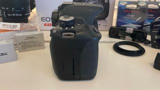 Canon EOS 650D + 50mm + 18-55mm IS II y filtros