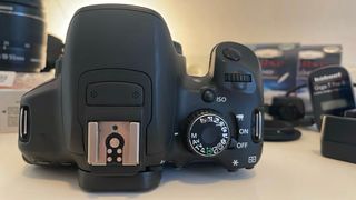 Canon EOS 650D + 50mm + 18-55mm IS II y filtros