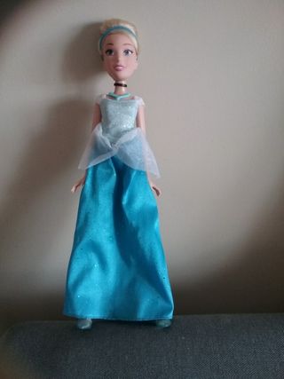 Muñeca Cenicienta