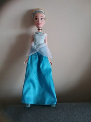 Muñeca Cenicienta