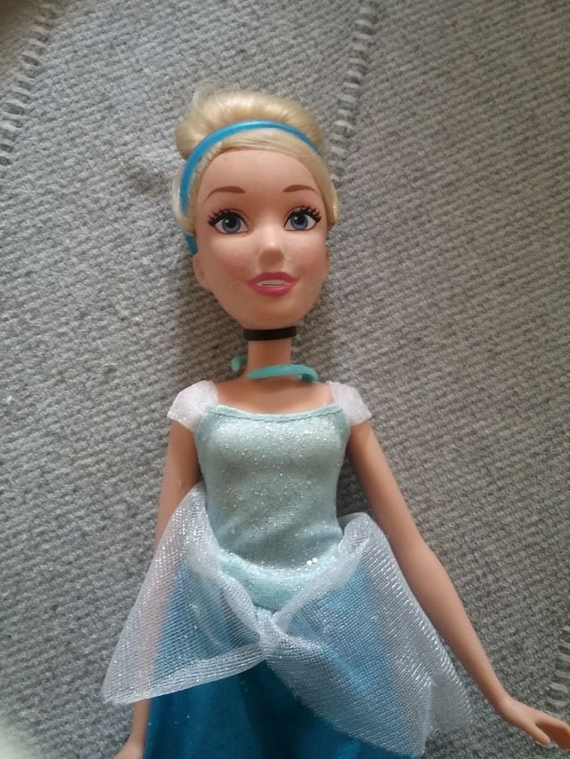 Muñeca Cenicienta
