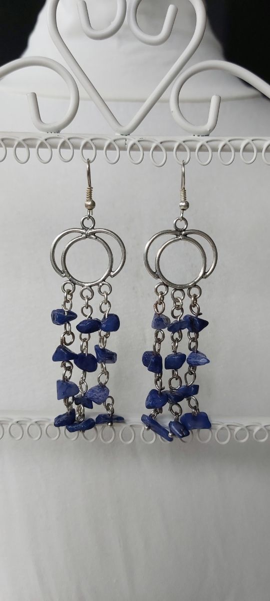 Orecchini con pietre dure di agata blu