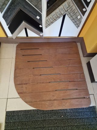 Base de madera antideslizante