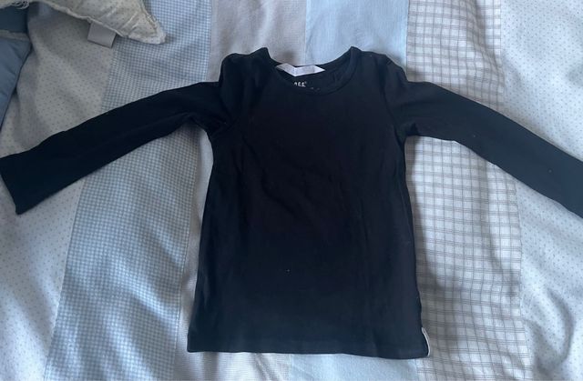 Camiseta negra de H&M