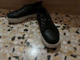 Zapatillas marca fila 39